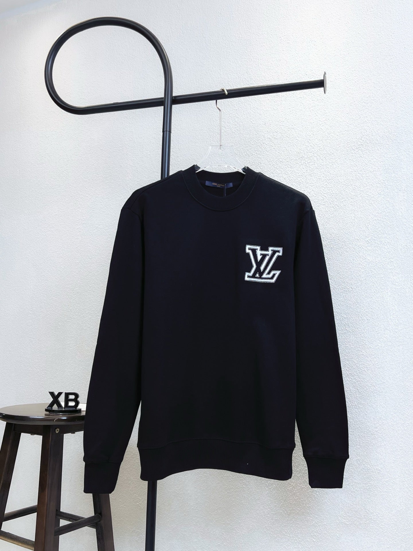 LV Crew Neck Sweatshirt with Embroidered Logo Lettering 493380