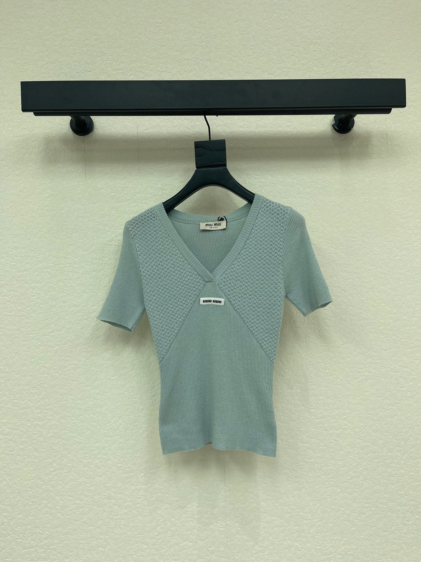 Miu Miu 26 V-neck Short-sleeve Top in Wool 370564
