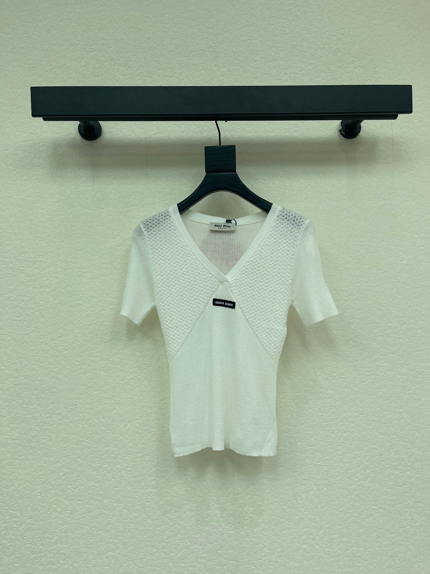 Miu Miu 26 V-neck Short-sleeve Top in Wool 370564