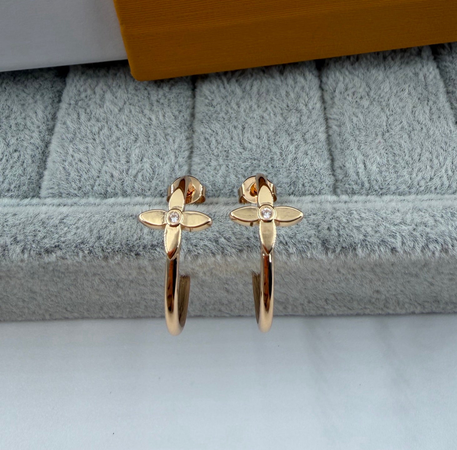 LV Creoles XS Monogram Idylle Ring