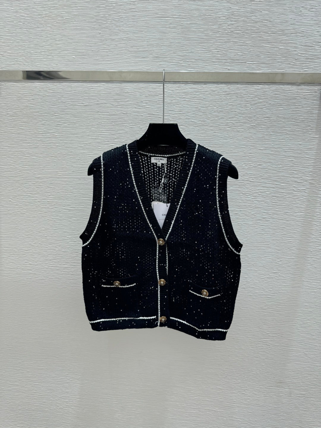 CC 2026 V-Neck Knitted Vest Cardigan Cotton 516750