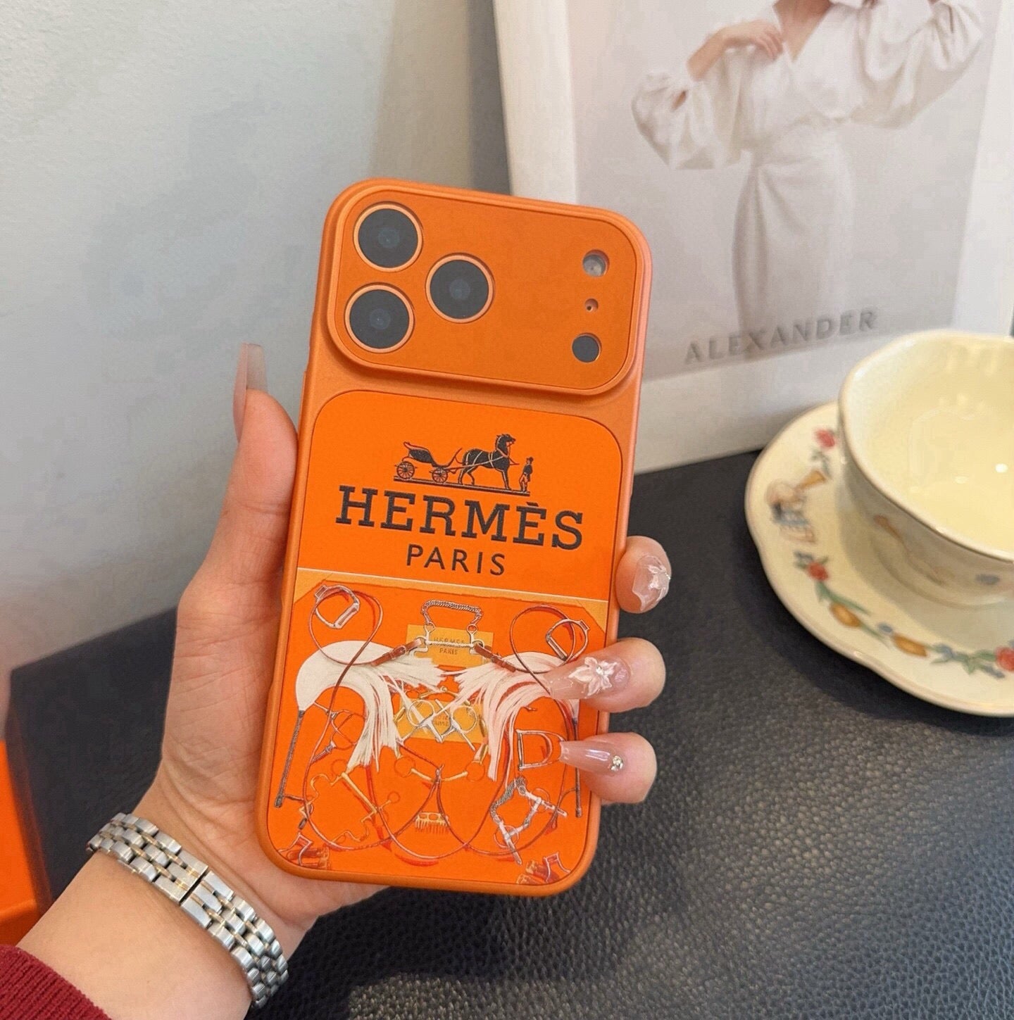 HM iPhone Case 378845