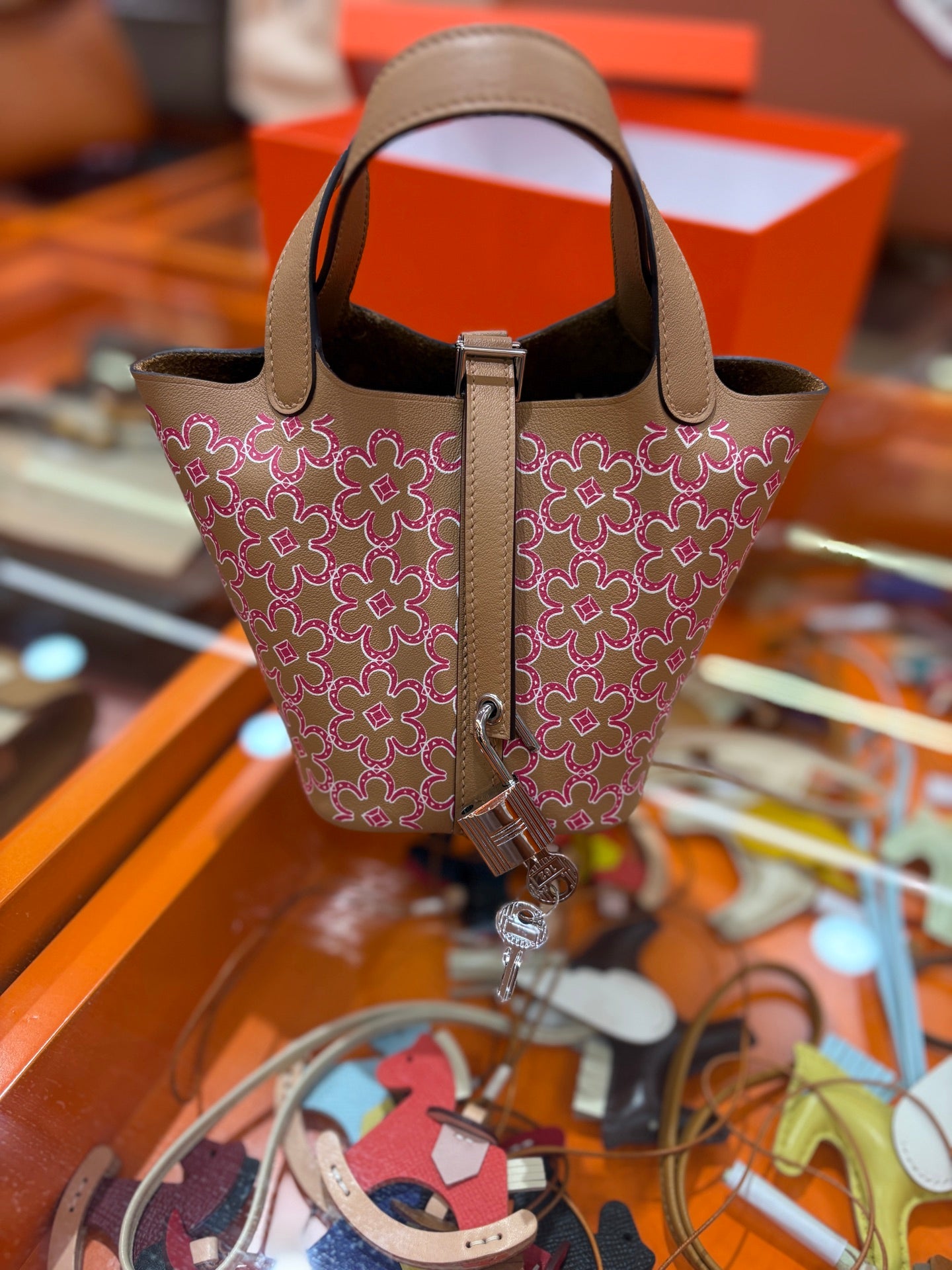 HM Lucky Daisy Micro Picotin Lock 14 Handbag Leather