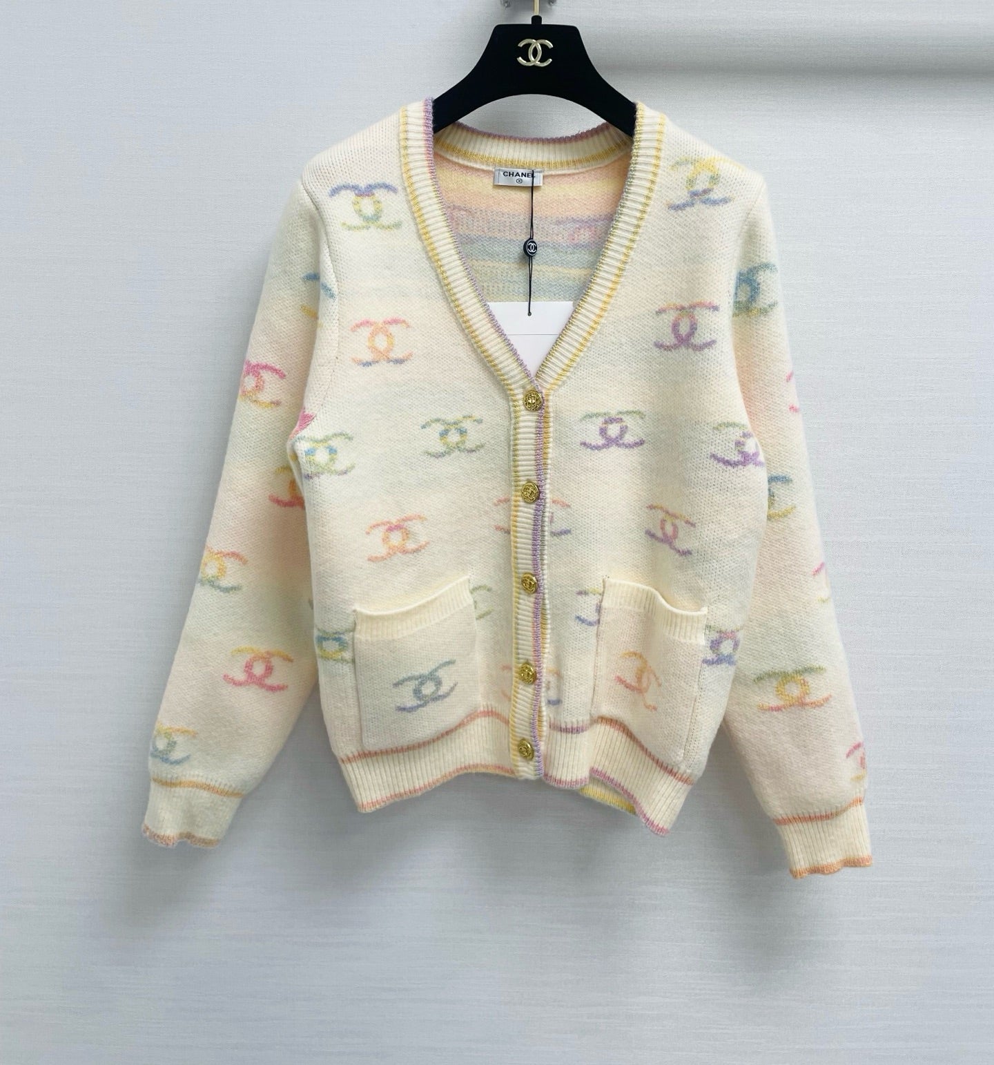 CC 26FW V-Neck Cardigan All-Over Rainbow Double-C Jacquard Wool 446706