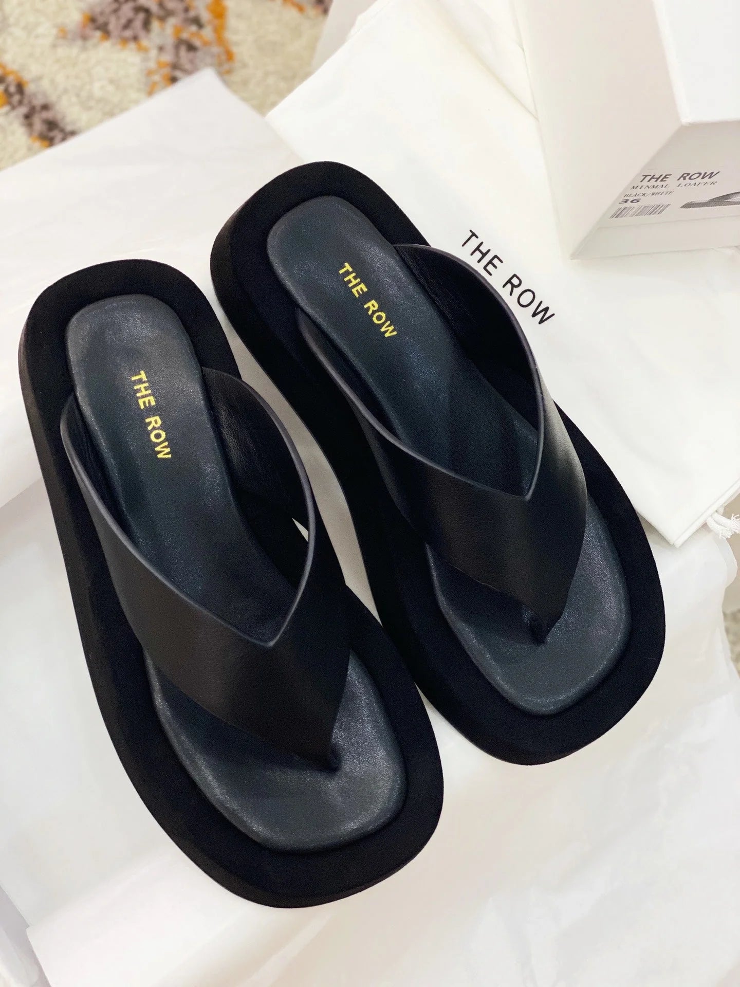 TR 26s Ginza Sandals Black Smooth Leather 156123
