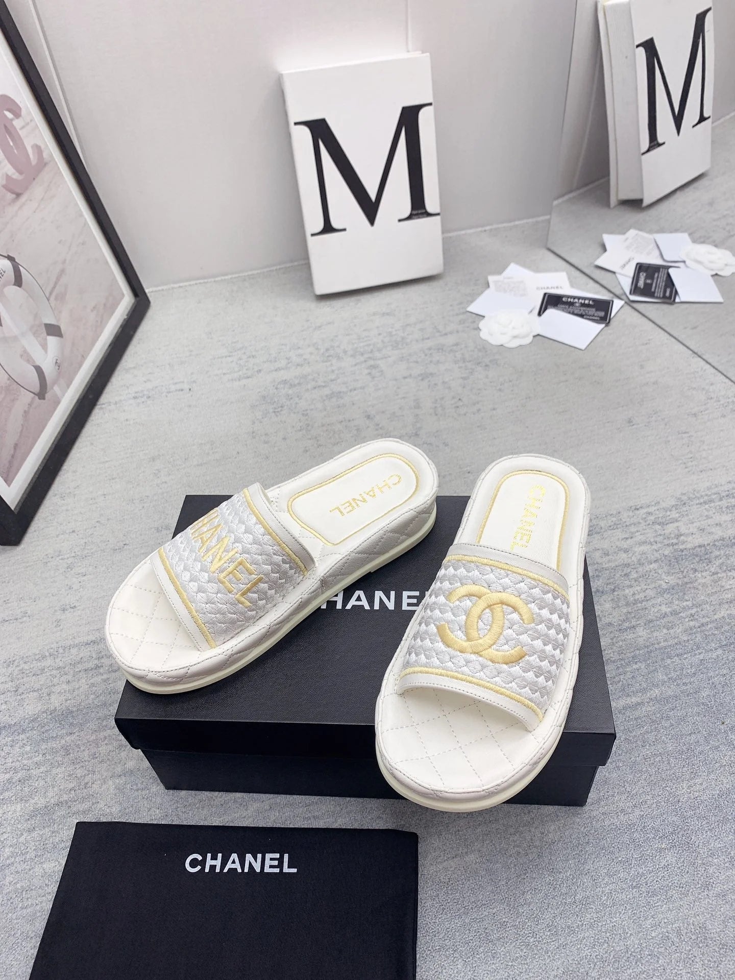 CC 26s Mules White Fabric Lambskin 160069