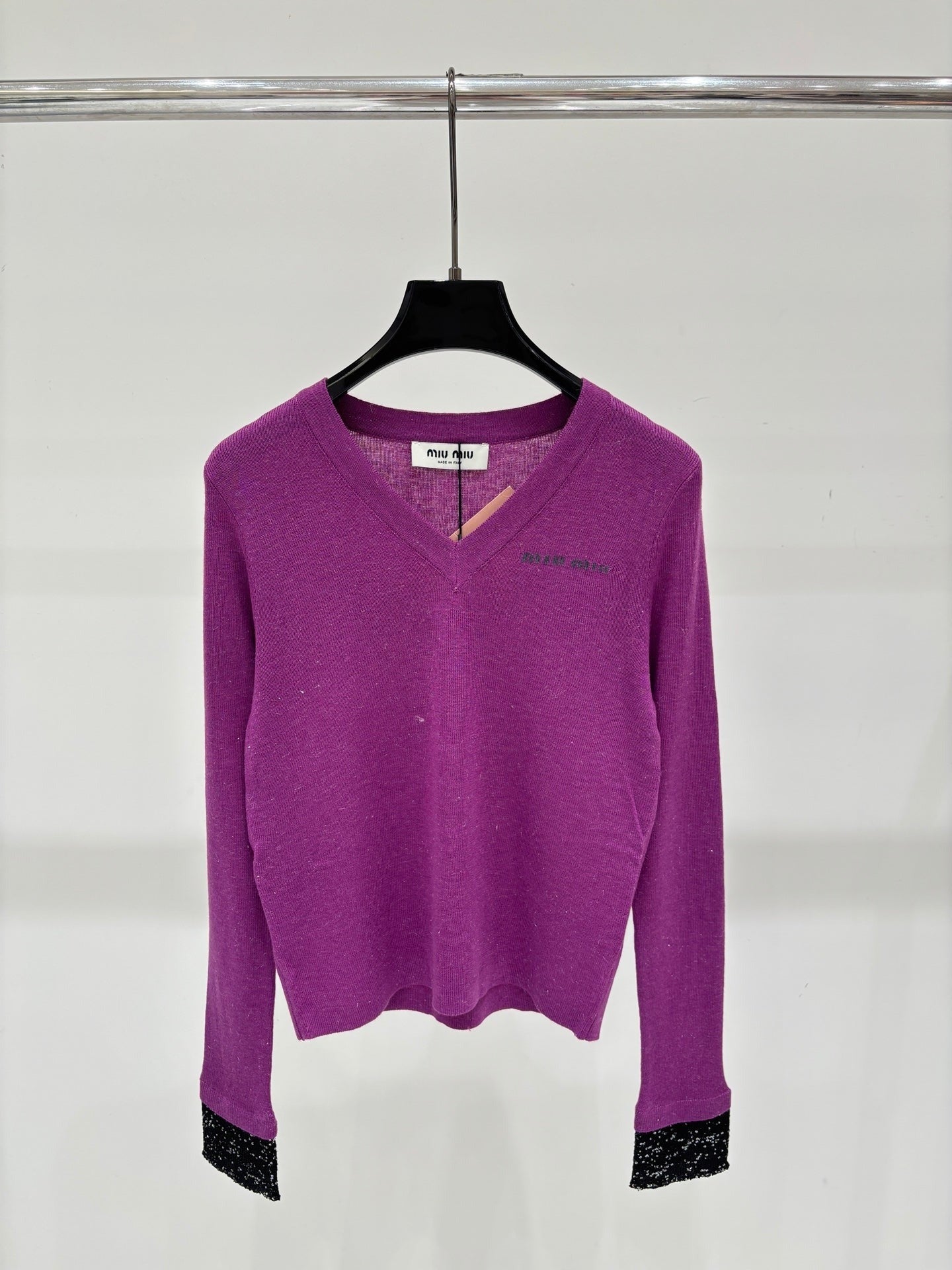 Miu 2026 Long-Sleeved V-neck Sweater Cashmere 431817