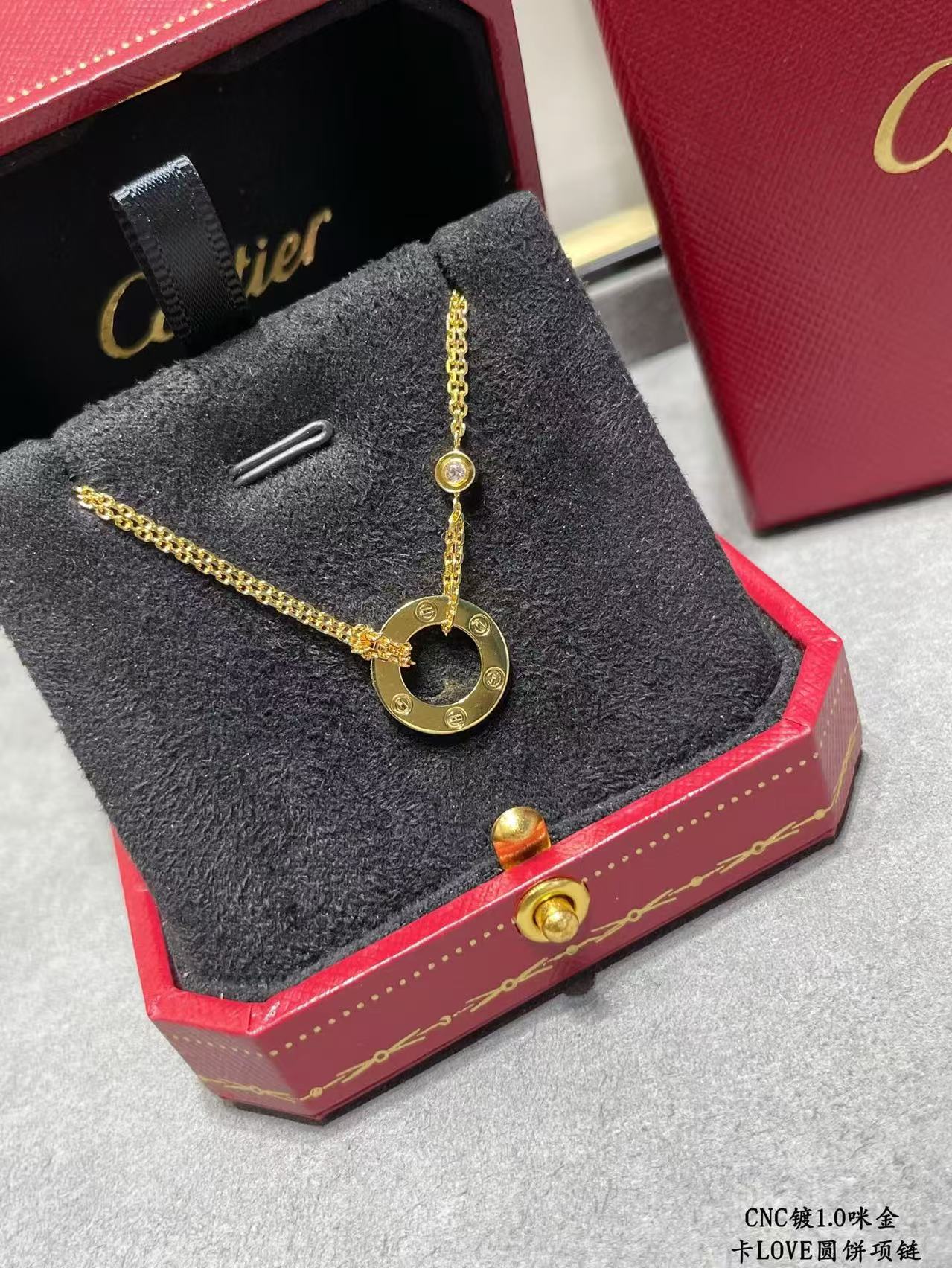 LOVE NECKLACE ADJUSTABLE 2 DIAMOND