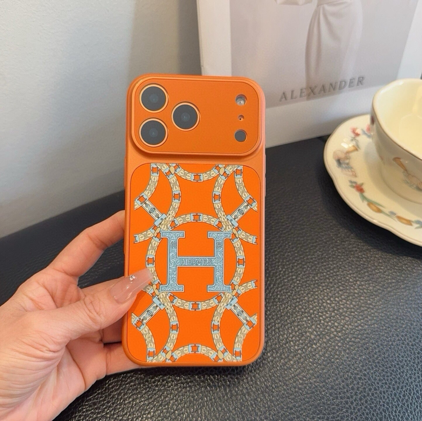 HM iPhone Case 378845