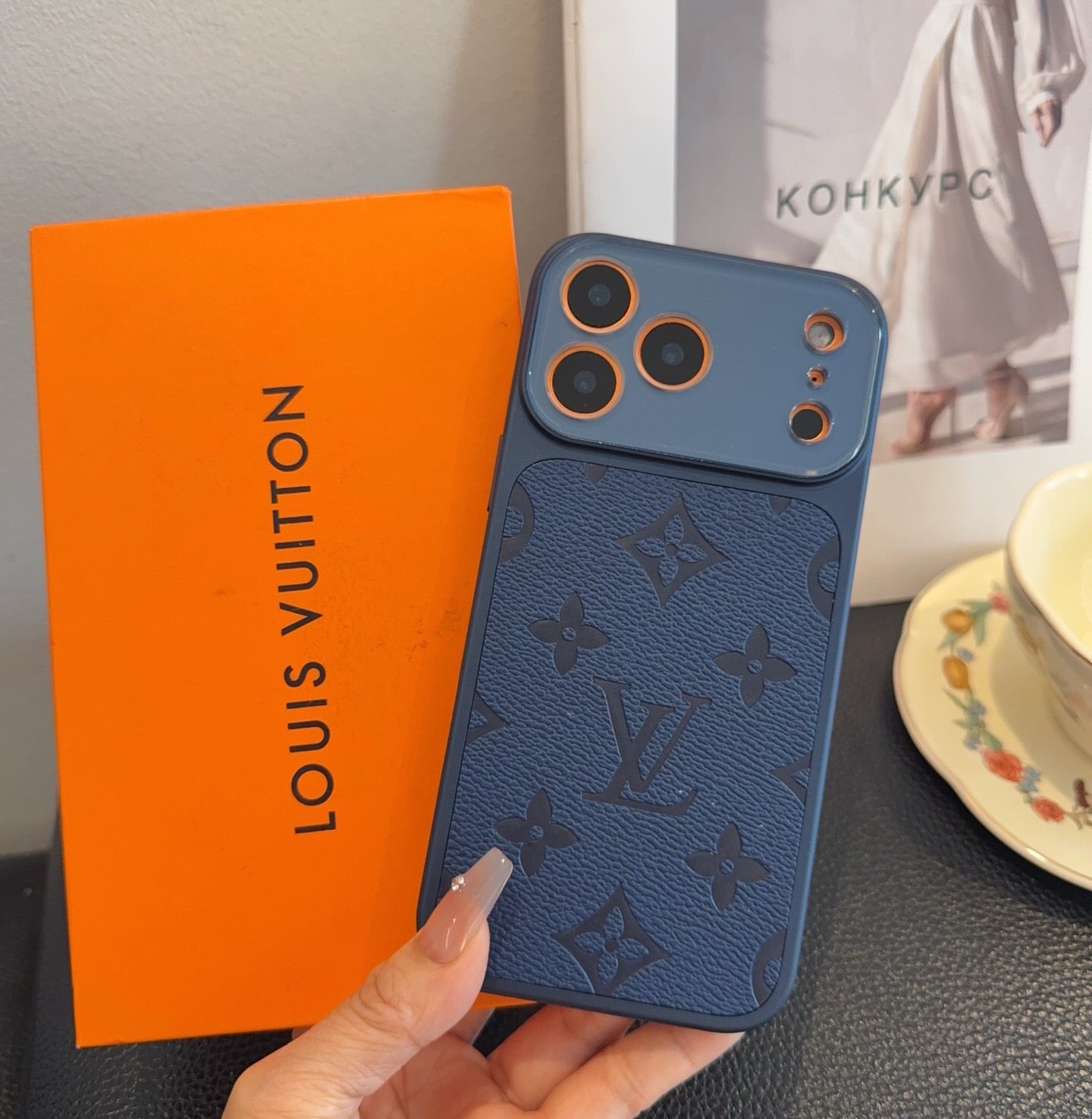 LV iPhone Case 428194