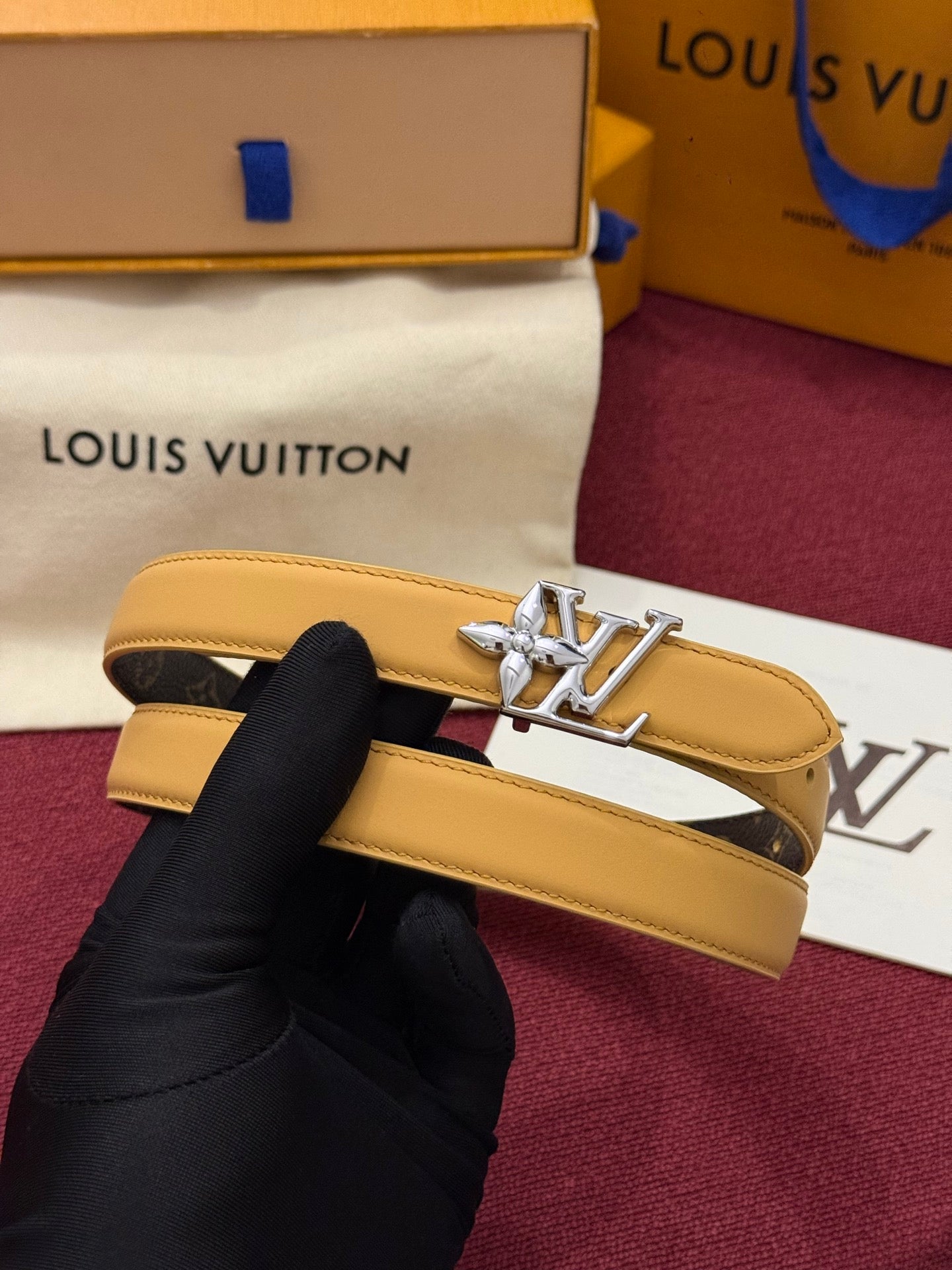 LV Bloom Reversible Belt 20mm Monogram Calfskin 215148