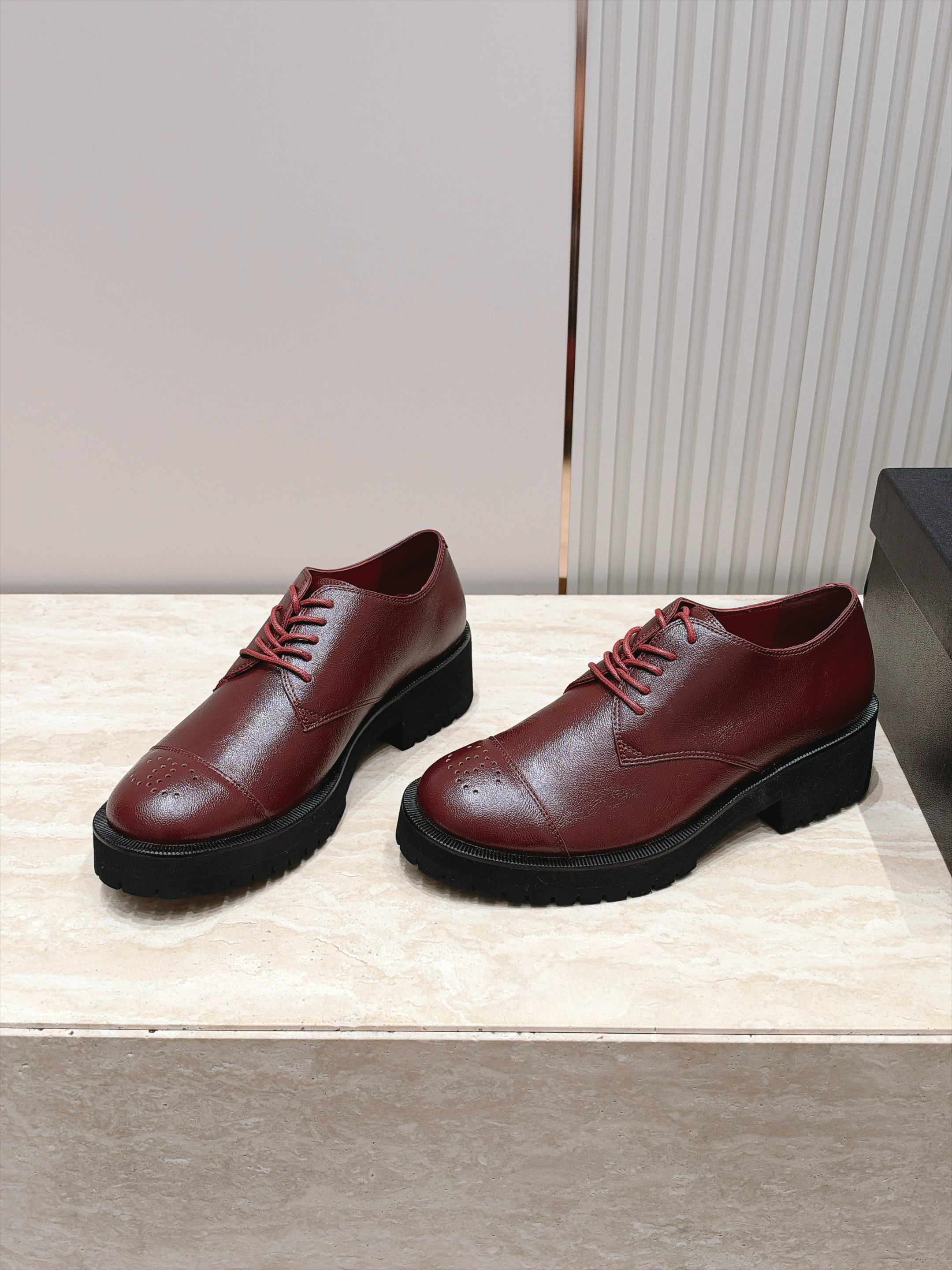CC 26SS Chunky Loafers Cowhide Leather 180278