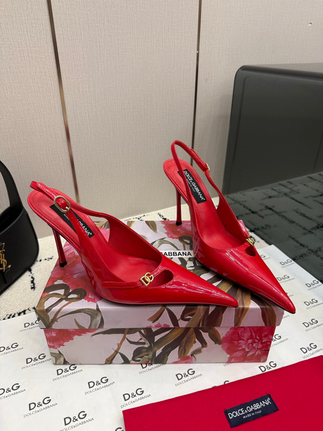 DG 26FW Logo Slingback Pumps 10cm Patent Leather 179861