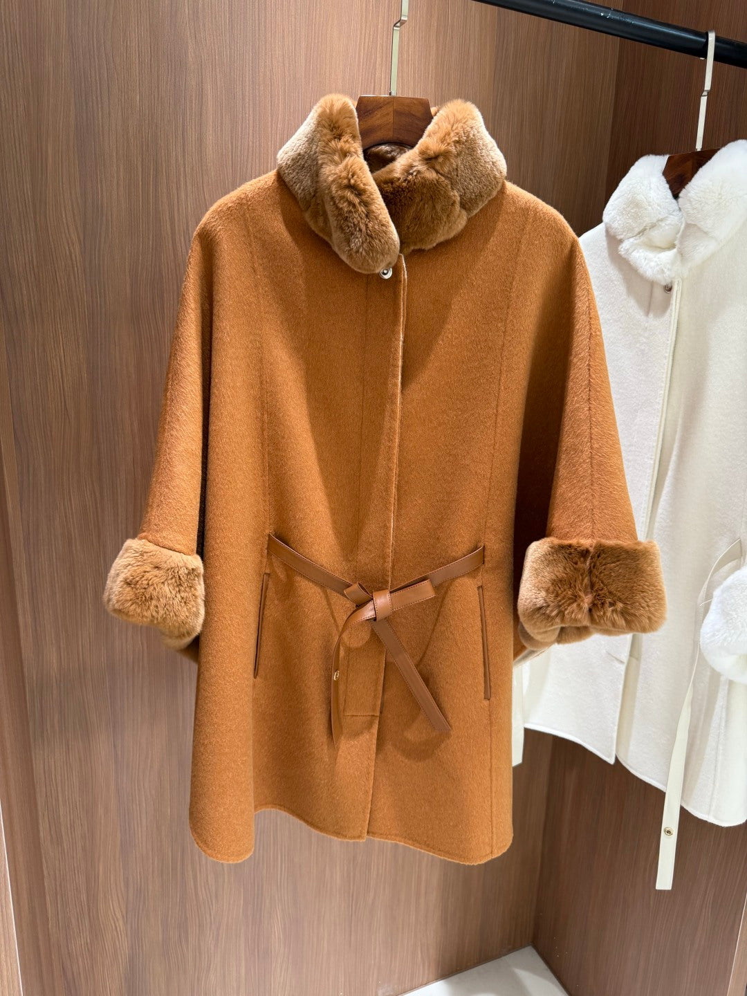 LP 26FW Cape Coat Rabbit Fur Collar and Cuffs Wool 440863