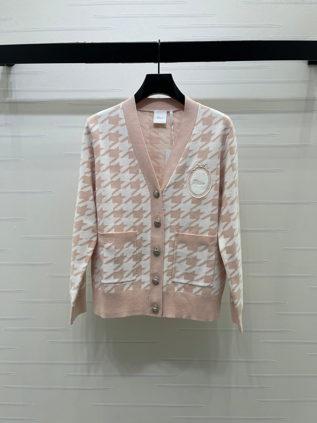 CD 26FW Houndstooth V-Neck Cardigan Embroidered Logo Wool 446529