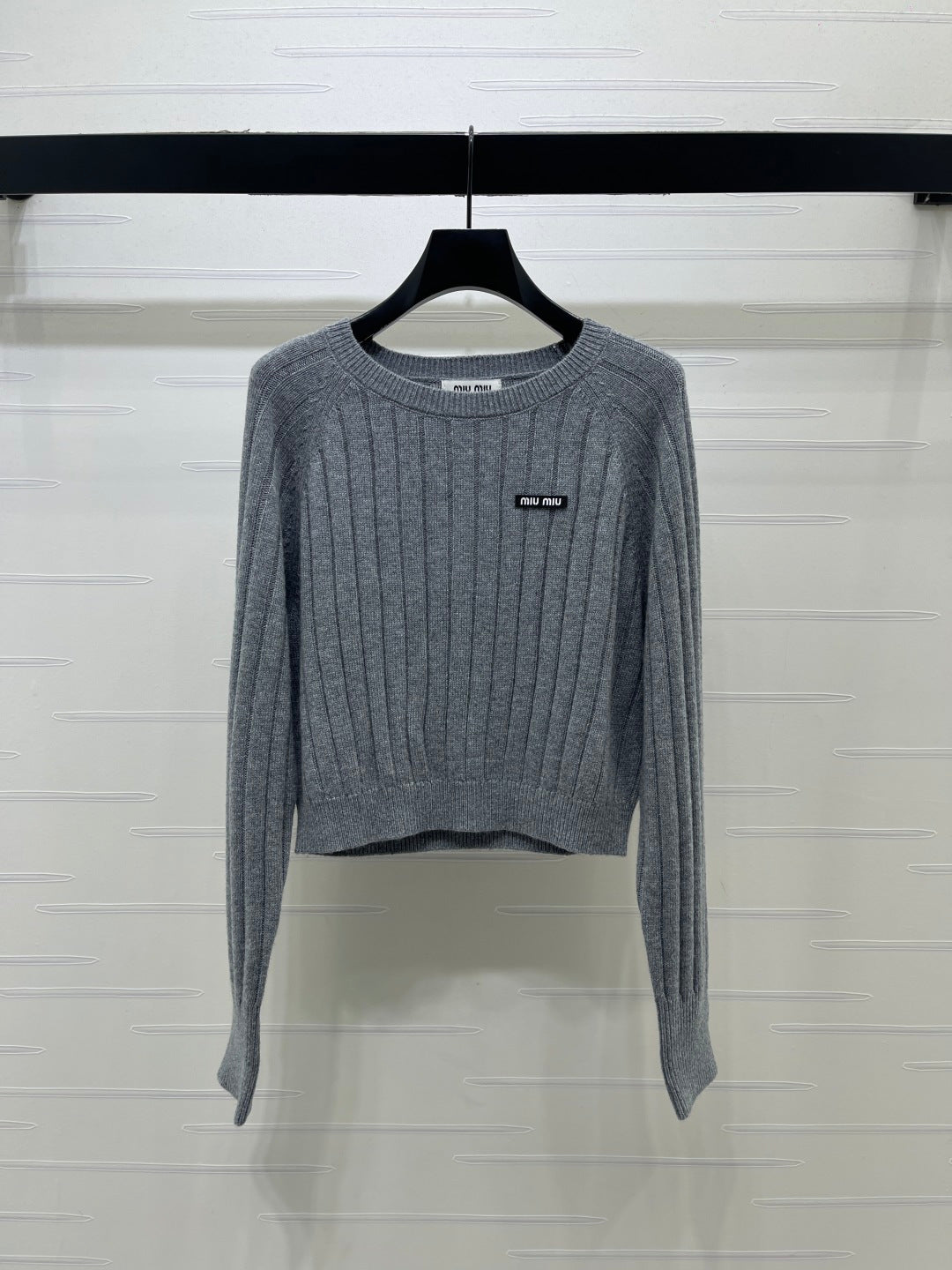 Miu 26FW Cropped Ribbed Crewneck Sweater Logo Jacquard Wool 446555