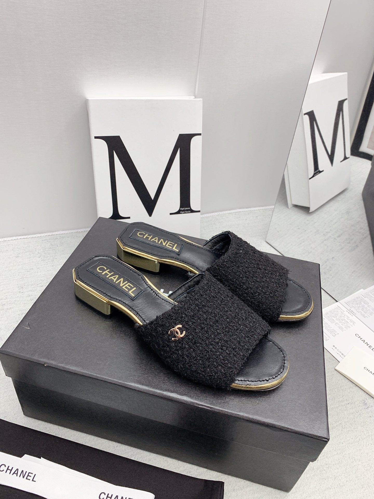 CC Slide Sandals Gold-Tone Logo Tweed  161724