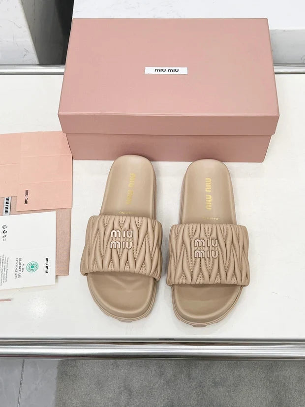 Miu 2026 Embroidered Slipper Sheepskin 935601