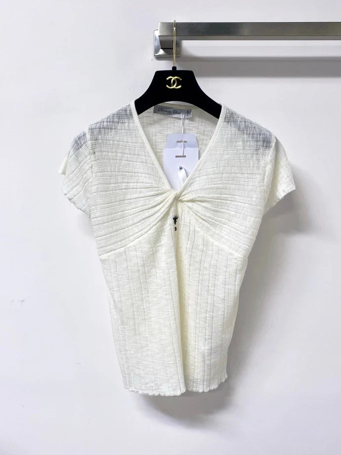CD 2026 Short-Sleeve T-Shirt V-neck Top Subtle Front Twist Detail Tencel 487973