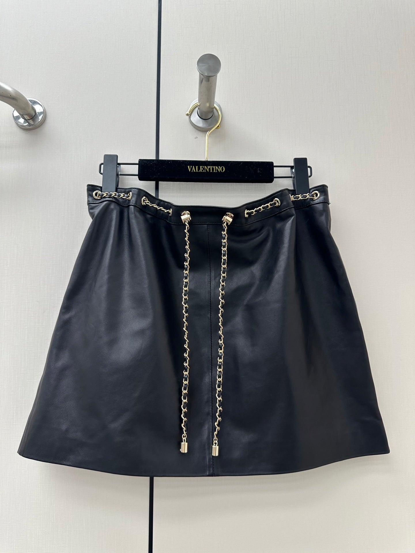CC 26K Short Skirt Chain Drawstring Waist Side Split Leather 435097