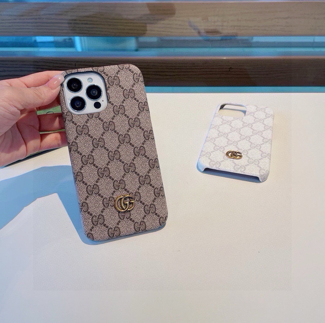 GG iPhone Case 383778