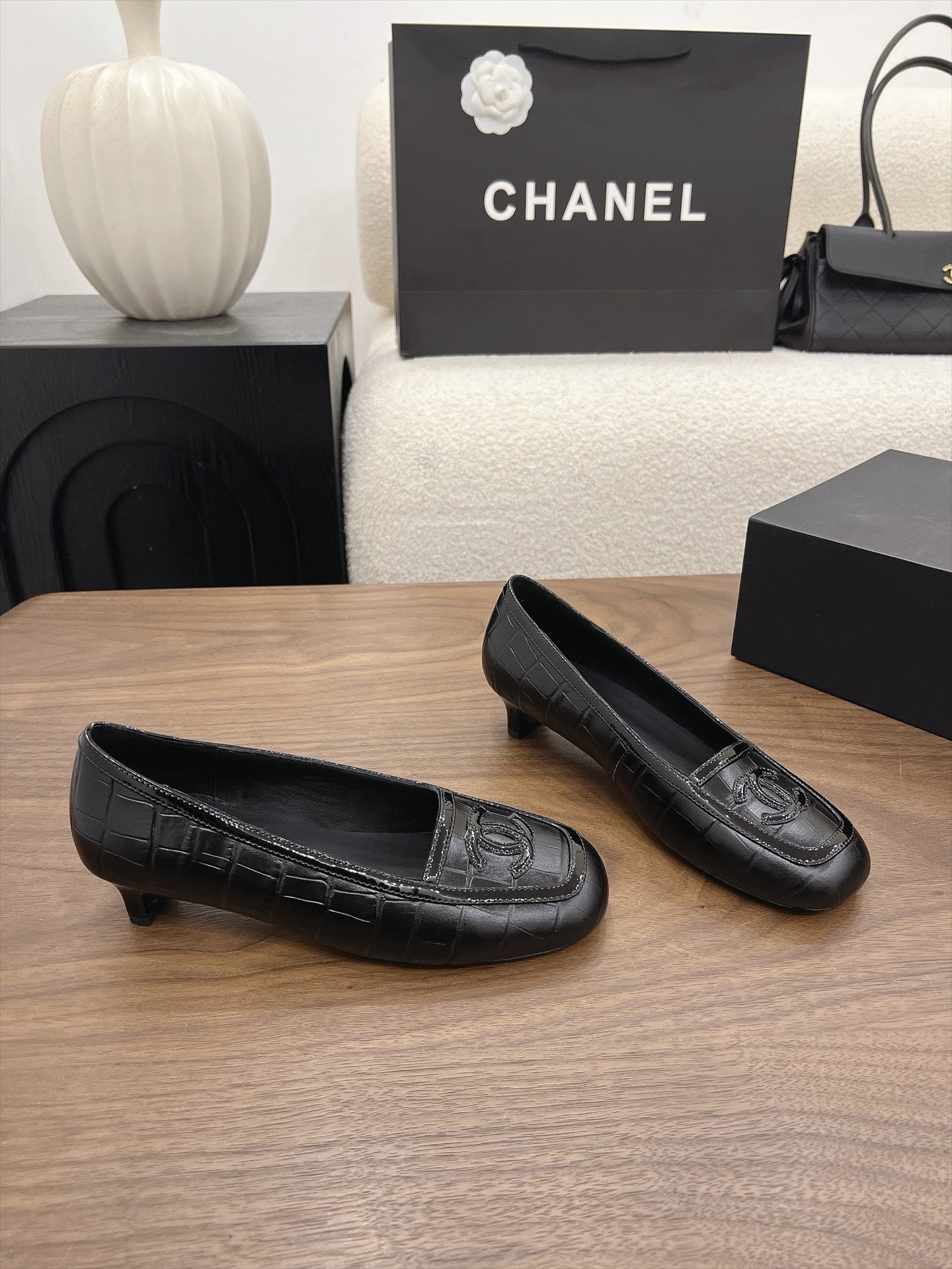CC 2026 Square Toe Pump Lambskin 191779