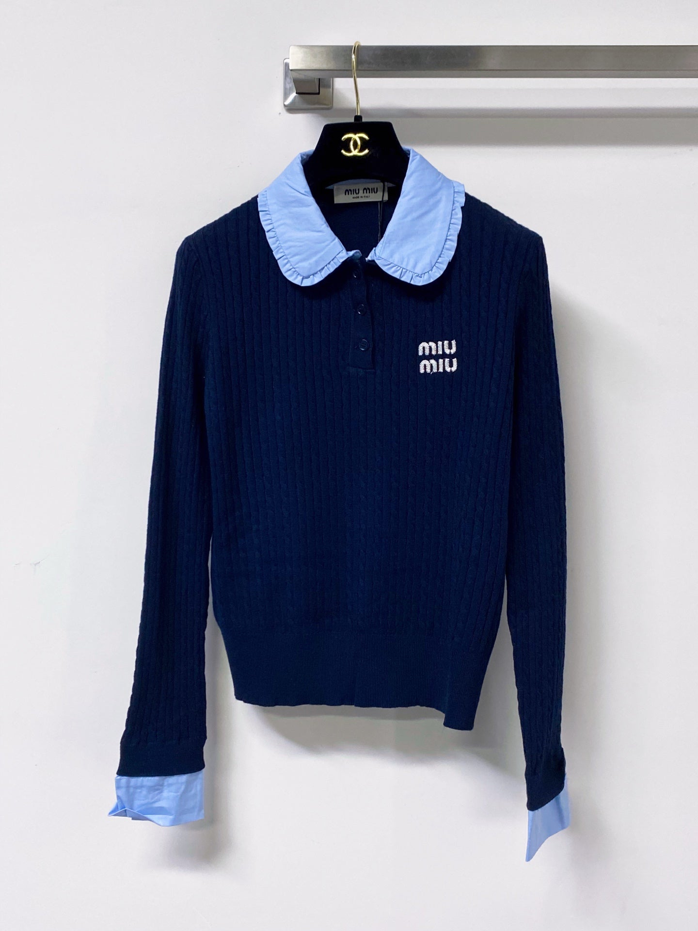 Miu Embroidered Logo Polo Sweater Poplin Collar Tencel 799799