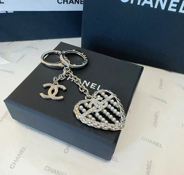 CC Heart-shaped Charm 415593