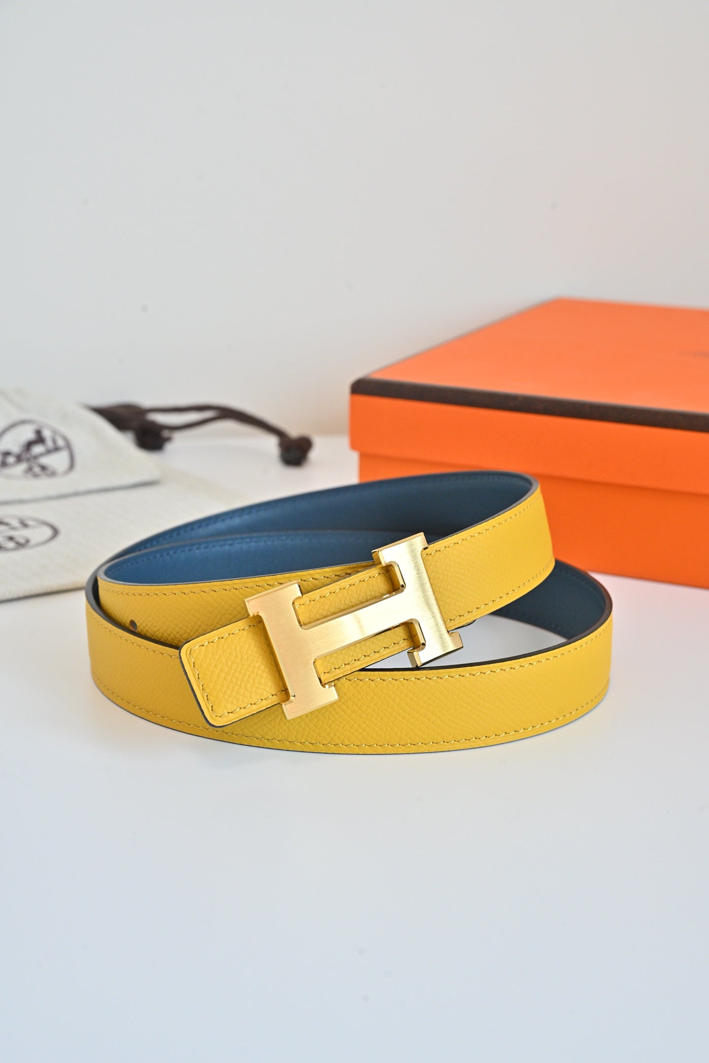 HM 26W Belt 24mm Double-Sided Calfskin 218255