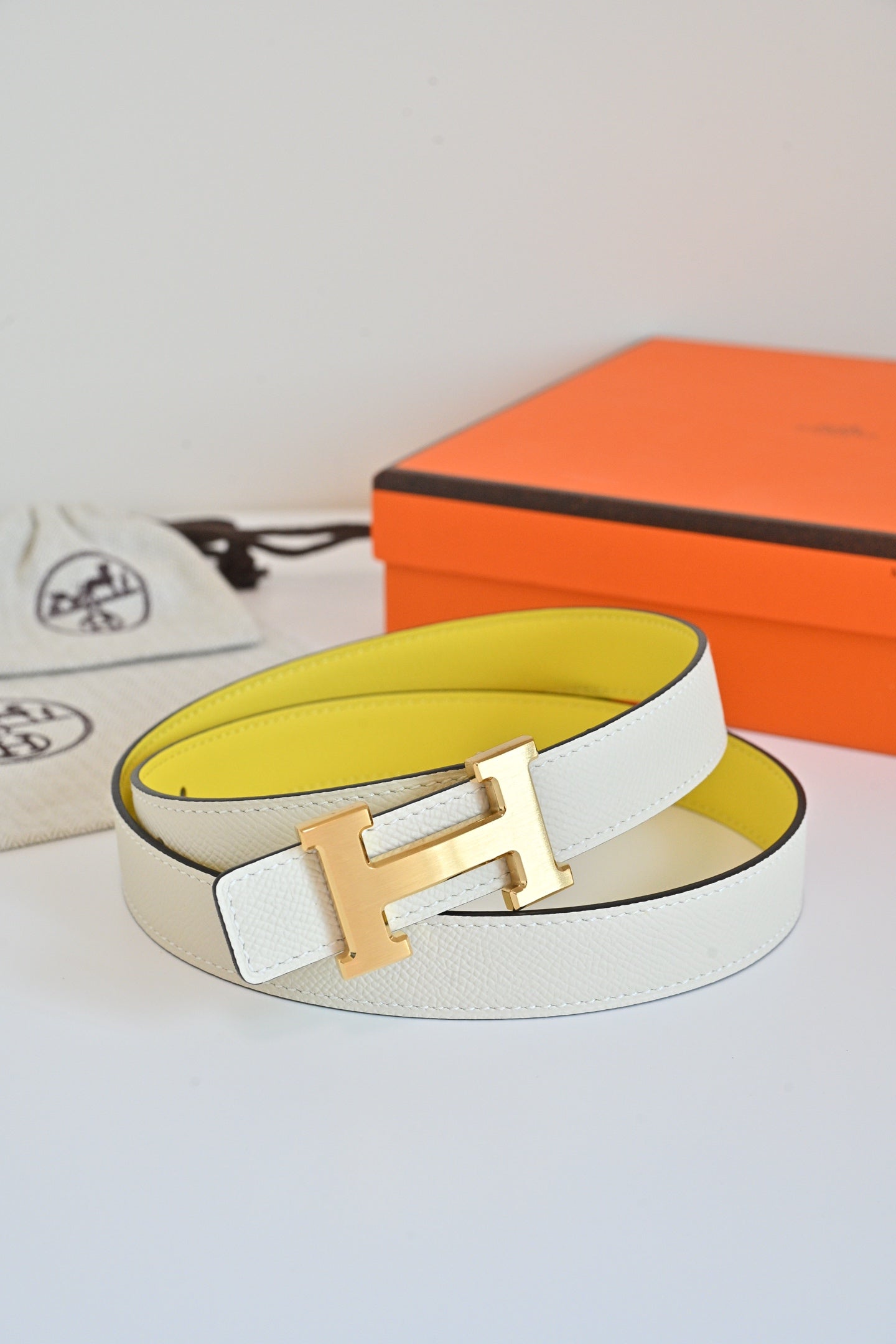 HM 26W Belt 24mm Double-Sided Calfskin 218260