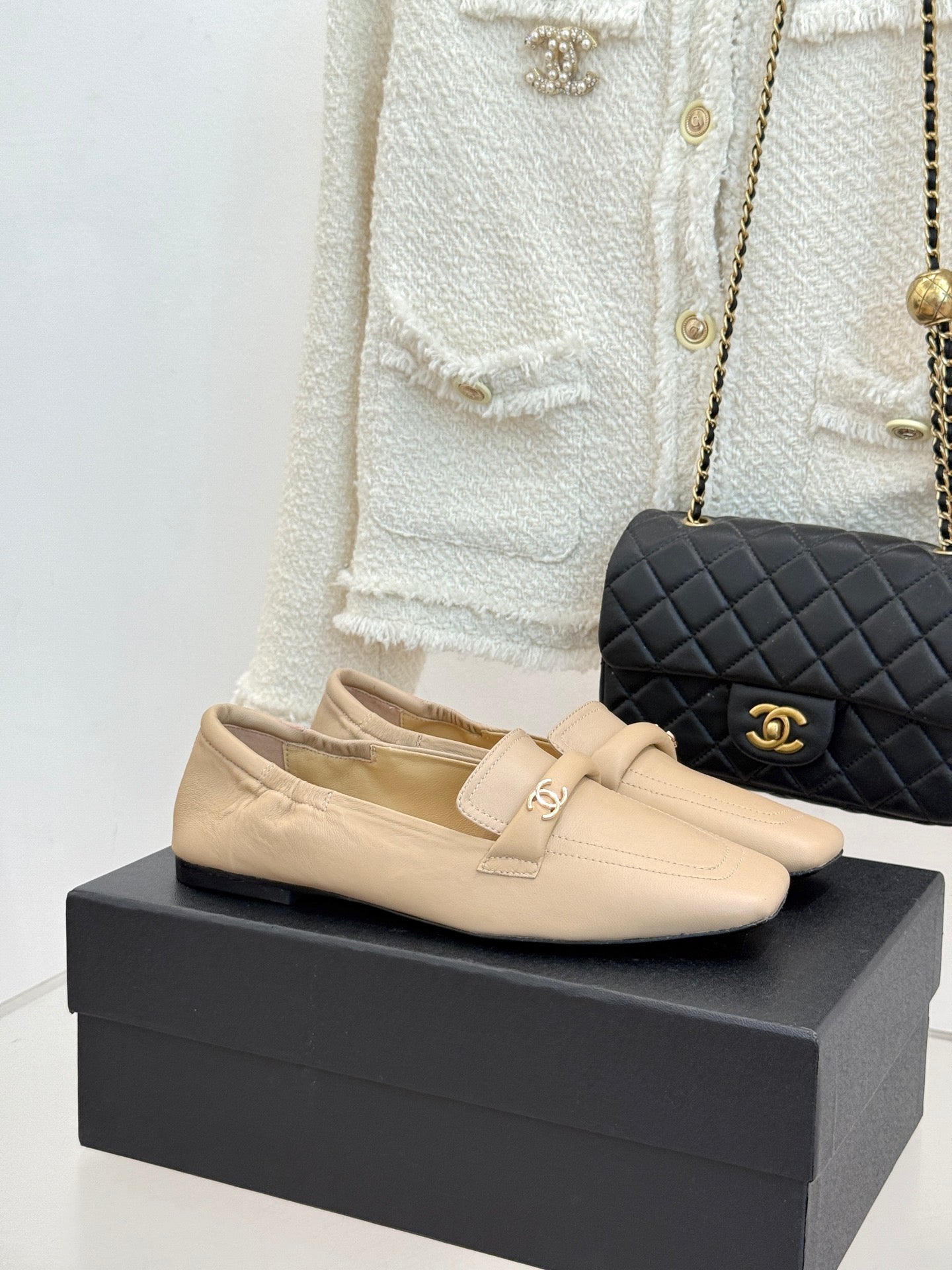 CC FW26 Loafers Flat Leather 188223