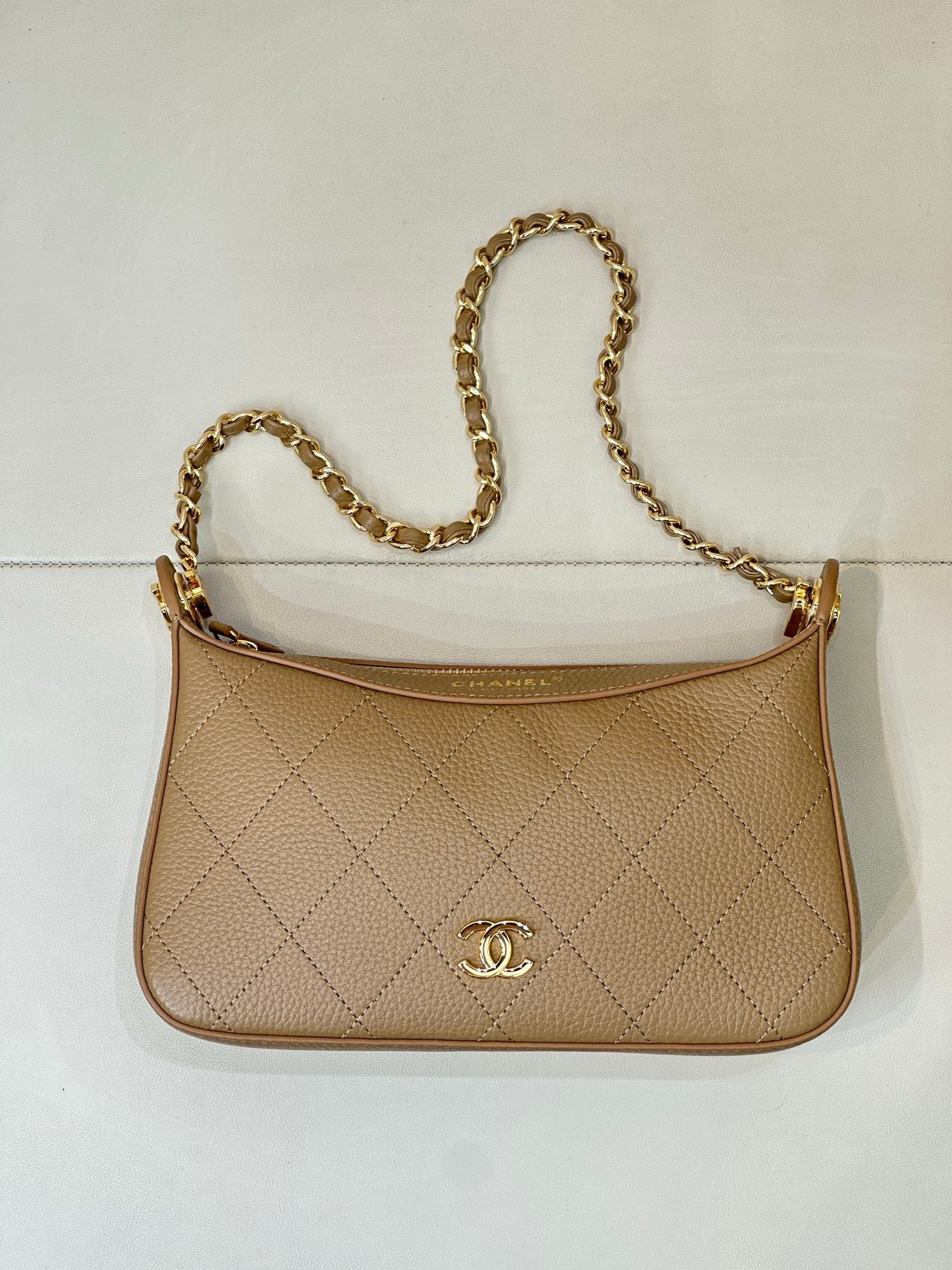 CC 26s Crescent Moon Armband Bag Grained Calfskin 996783