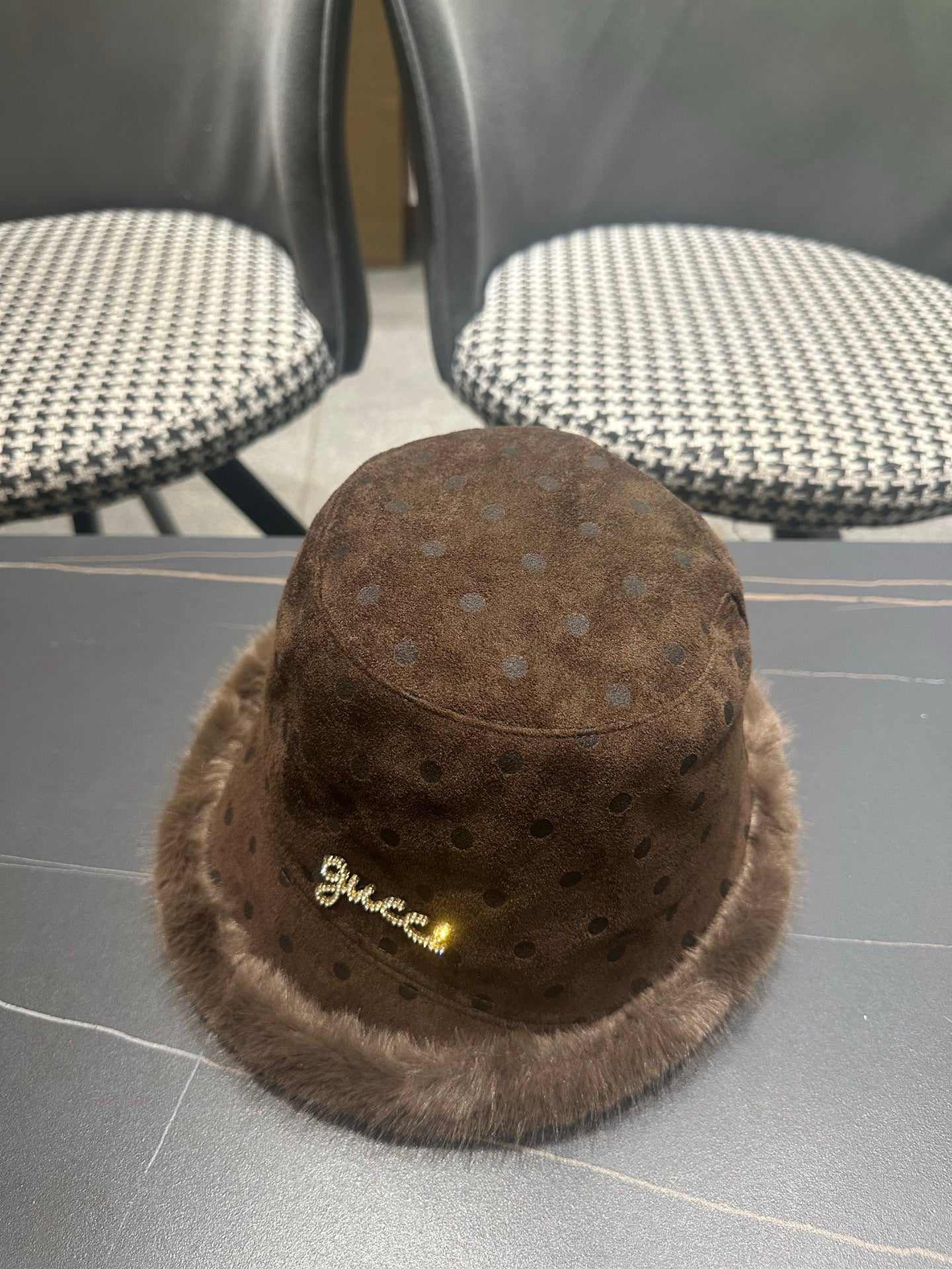 GG 26FW Polka Dot Bucket Hat Leather Faux Fur Trim 551881