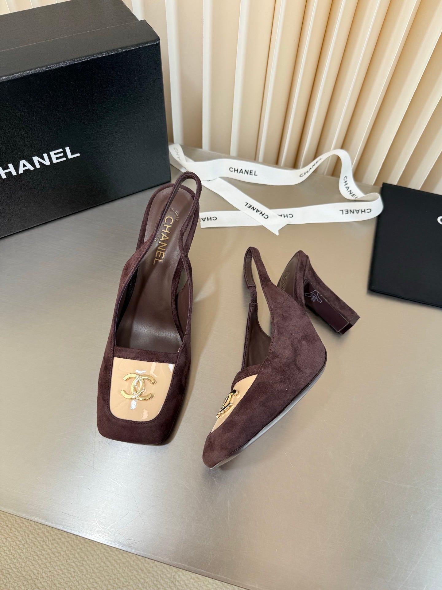 CC 26FW Slingback Pumps 8.5cm Square Toe Logo Suede Leather 190606