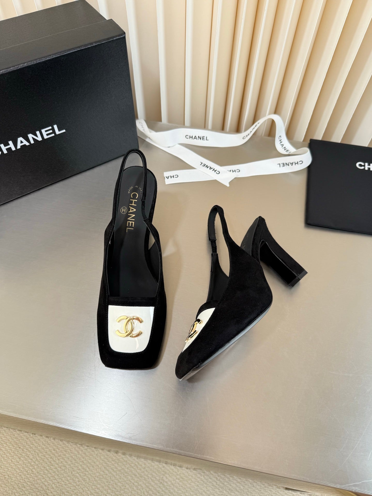 CC 26FW Slingback Pumps 8.5cm Square Toe Logo Suede Leather 190606