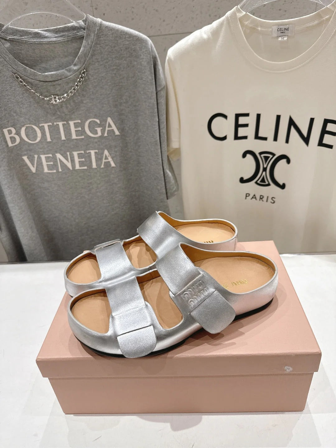 Miumiu 26ss Platform Sandals Cowhide 713102