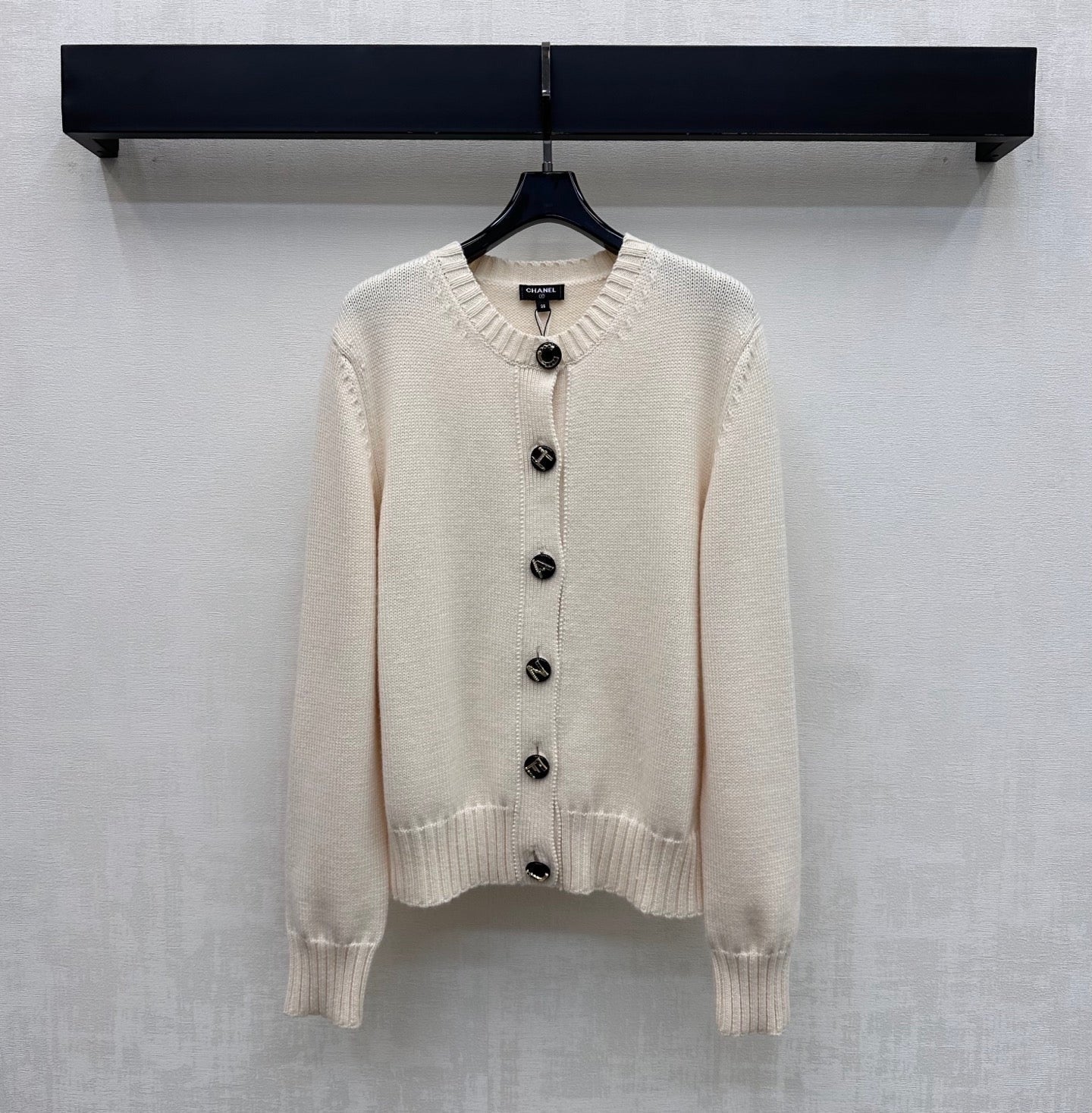 CC 2026 Letter-button Knit Cardigan Cashmere 418732