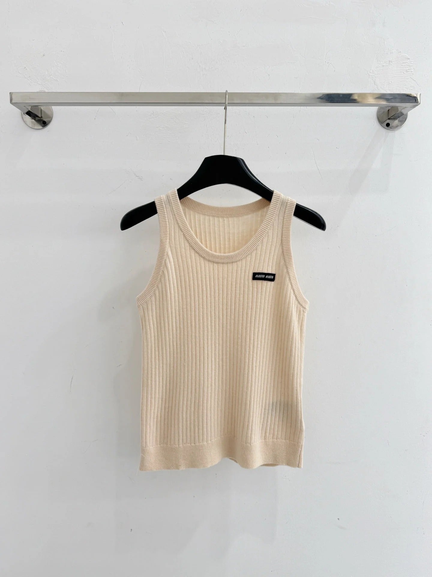 Miu 2026 Knit Vest Wool 647897