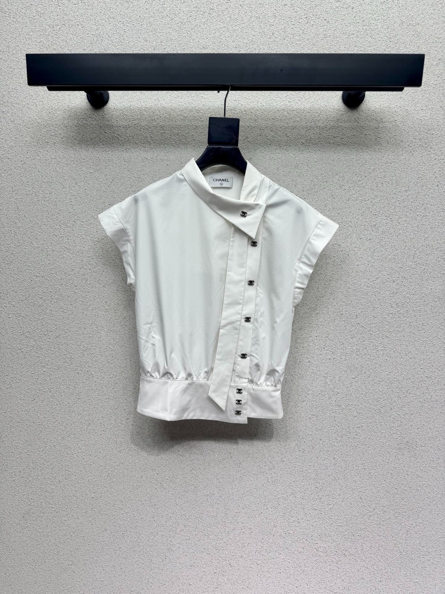 CC 2026 Sleeveless Shirt Cotton 402697