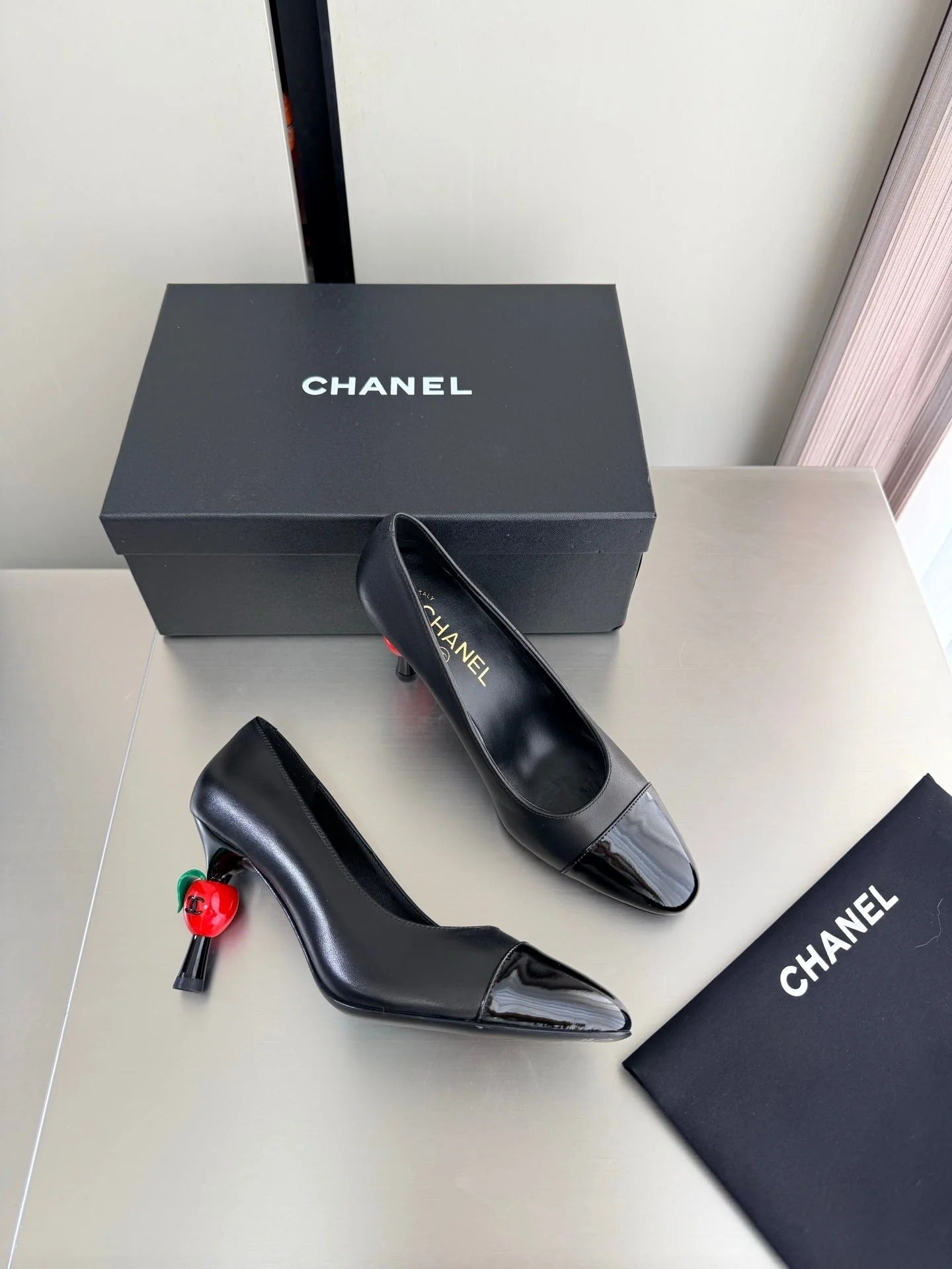 CC 2026 Little Red Apple Heel Pump 85mm Lambskin 929469