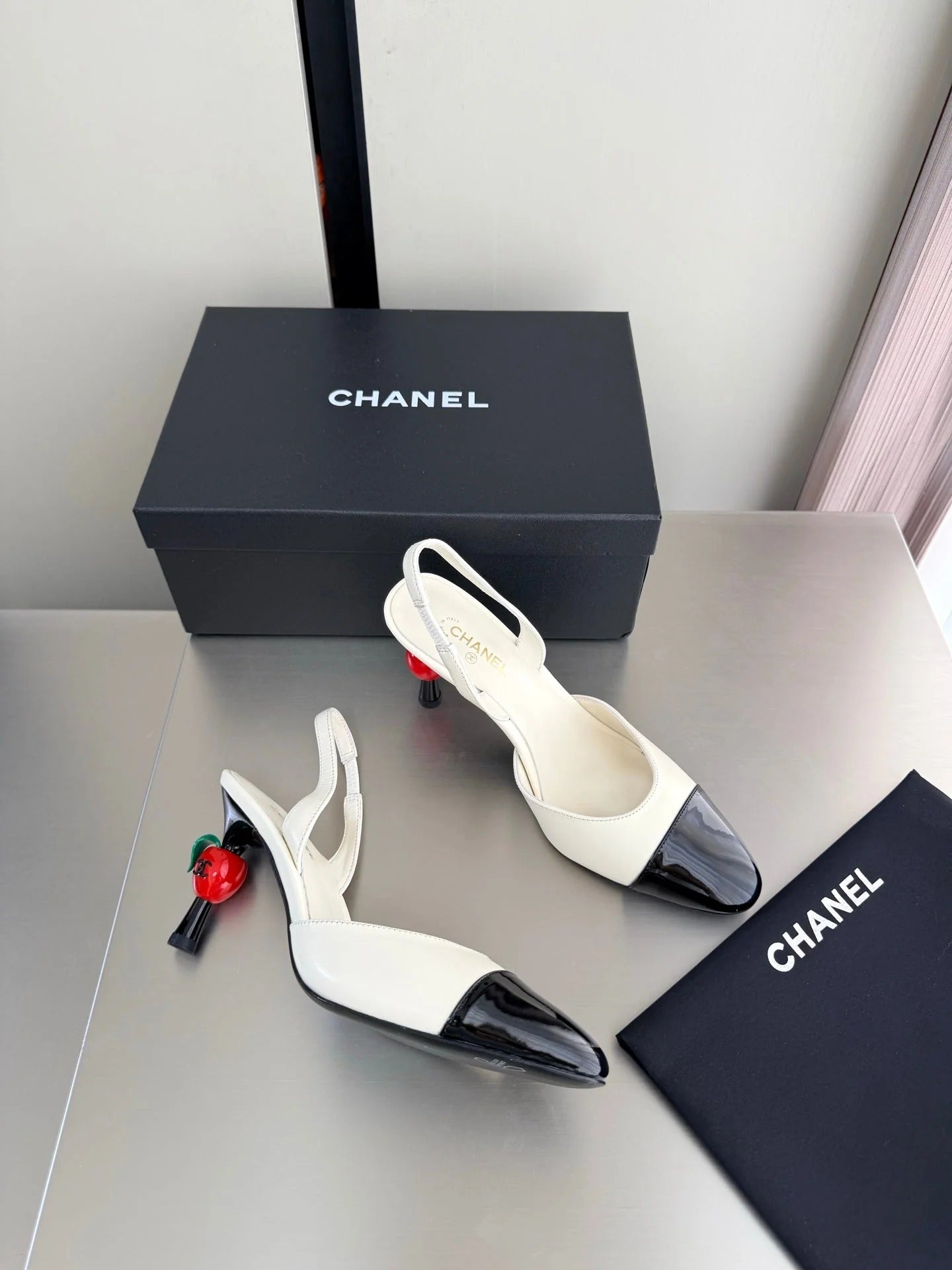 CC 2026 Little Red Apple Heel Slingback 85mm Lambskin 929465