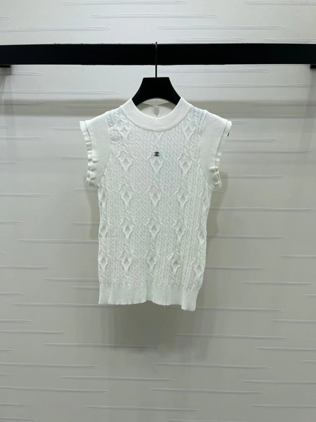 CC 2026 Crew Neck Cable Knit Vest Cotton 677762