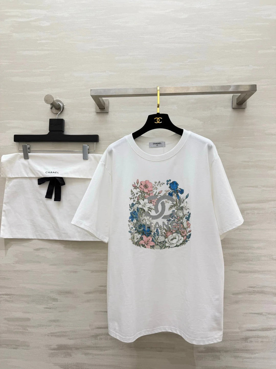 CC 2026 Floral Rhinestone T-shirt Cotton 681379