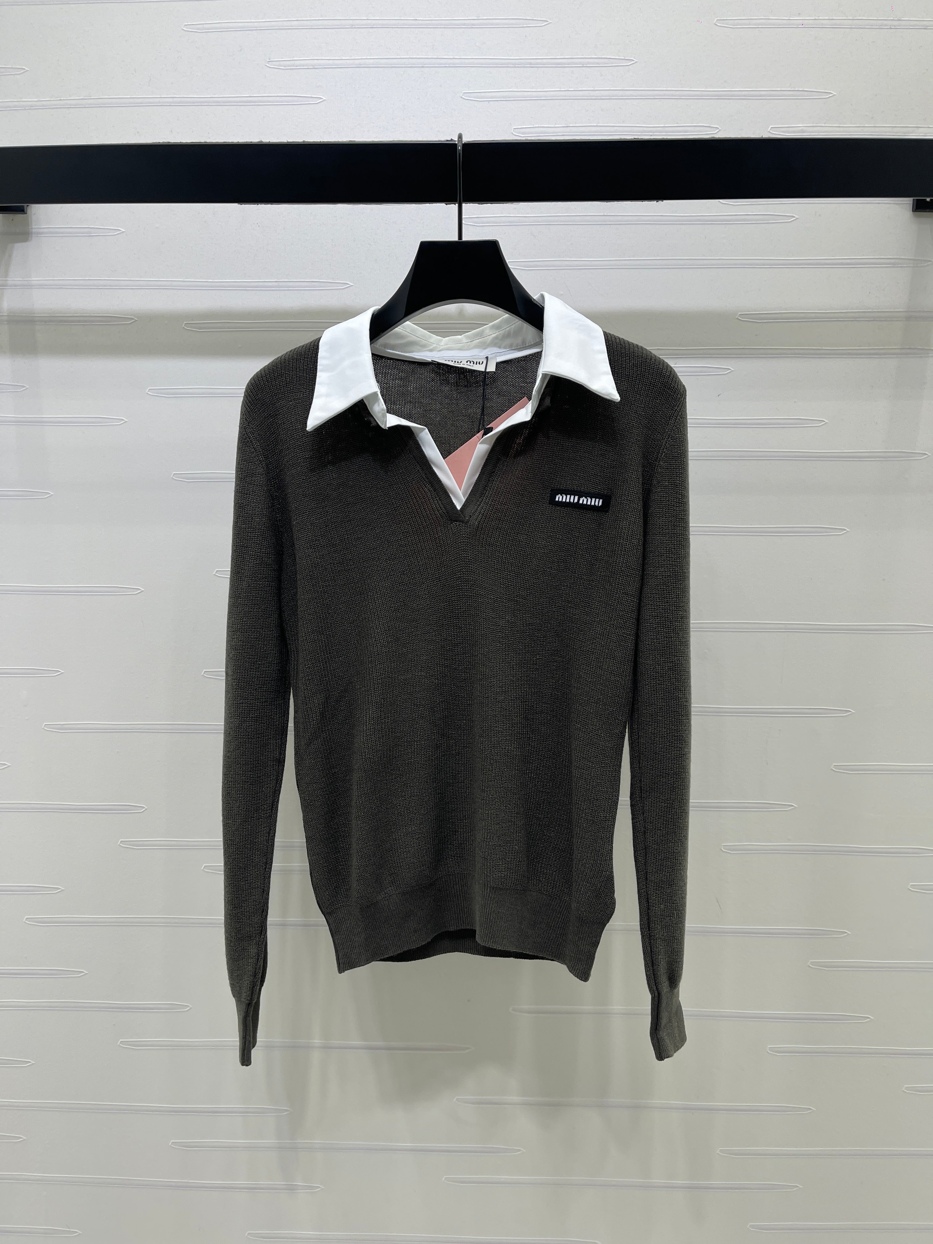 Miu 26s Long-Sleeve Knit Polo Wool Blend 427253