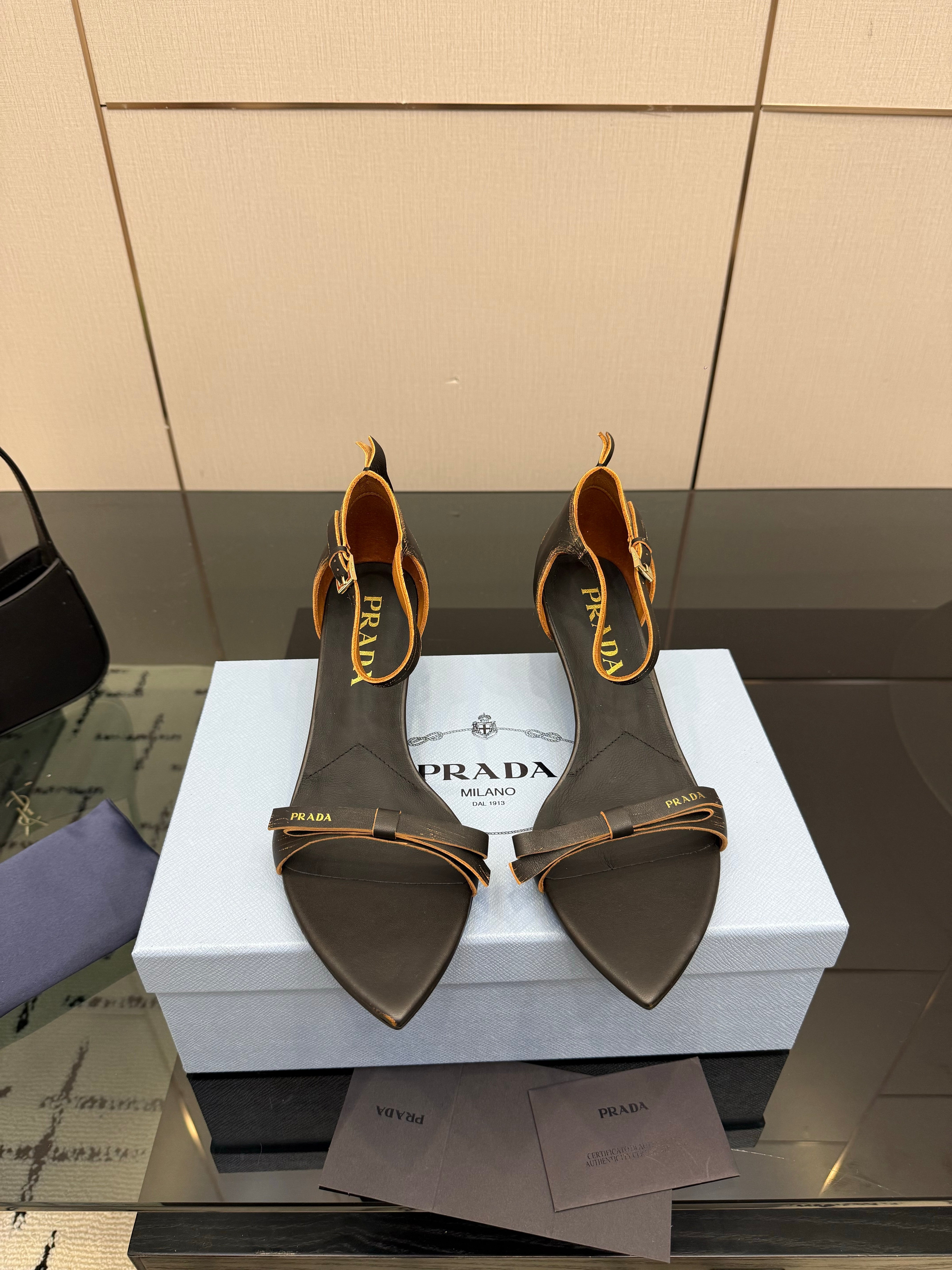 Prada 2026 Pointed-Toe High Heels Sandals 30mm Cowhide 791728