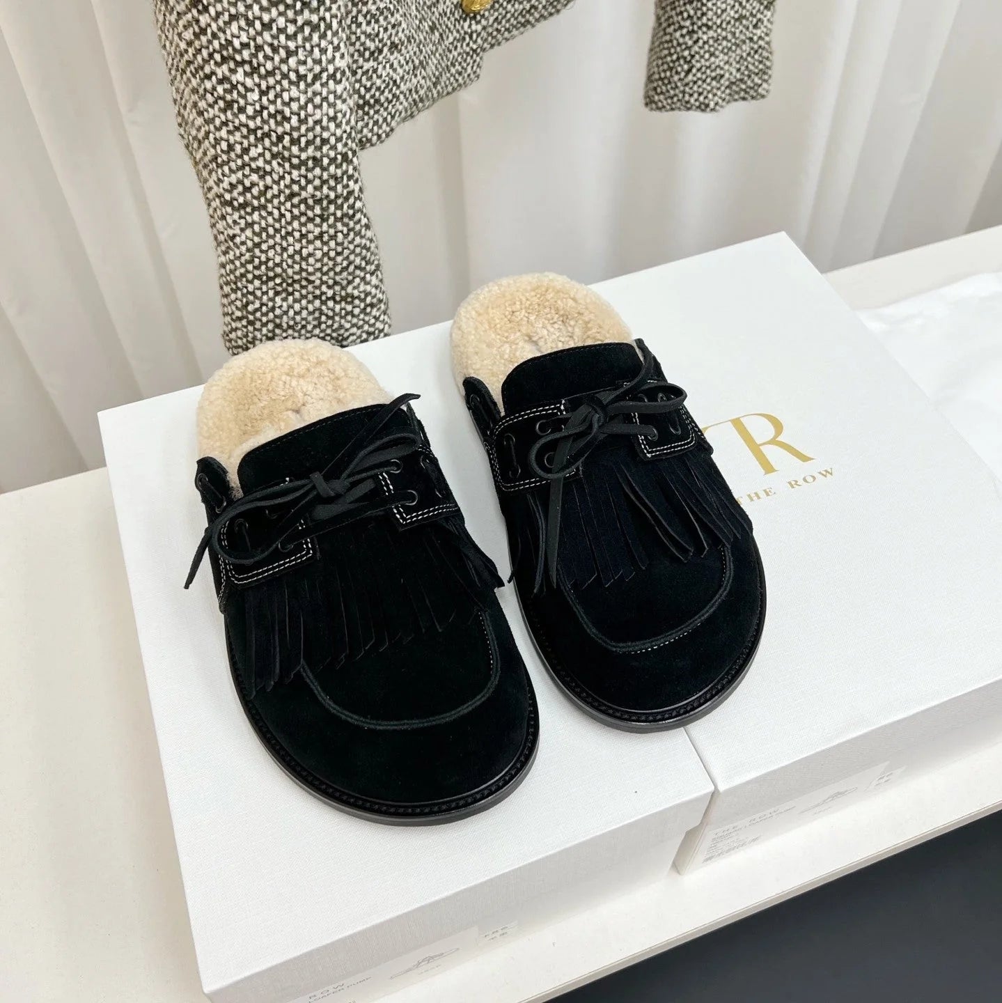 TR 26s Tassel Mule Flat Suede 146484