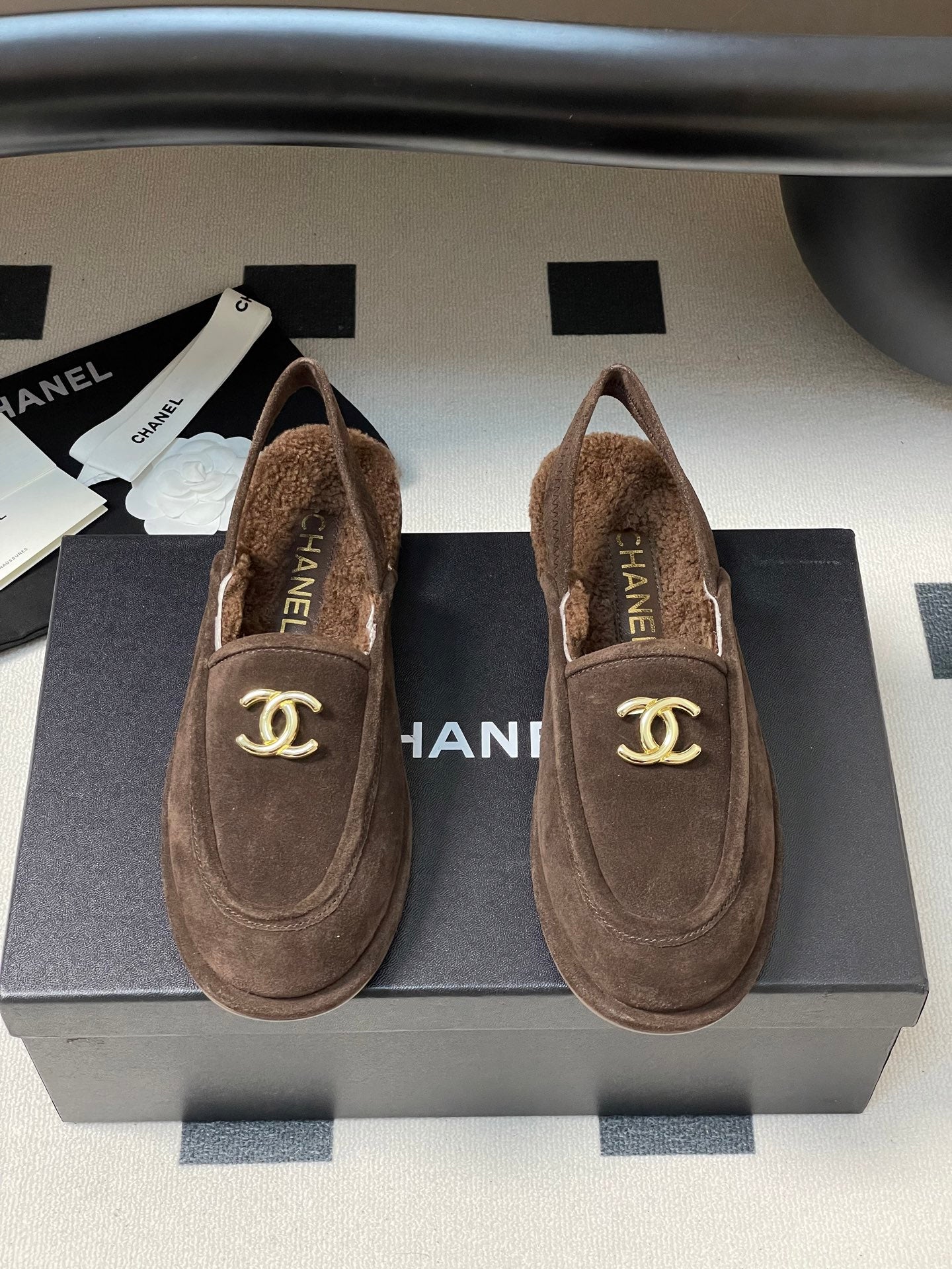 CC 2026 Loafer Suede Lambskin Fur 356382