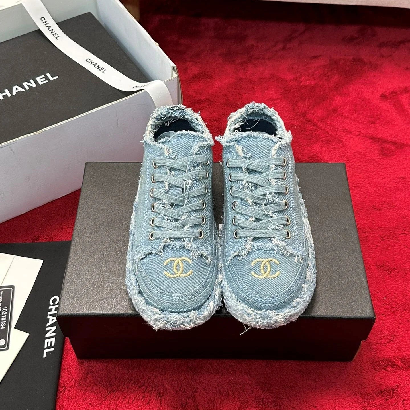 CC 26S Sneaker Flowing Embroidery Denim Canvas 147788