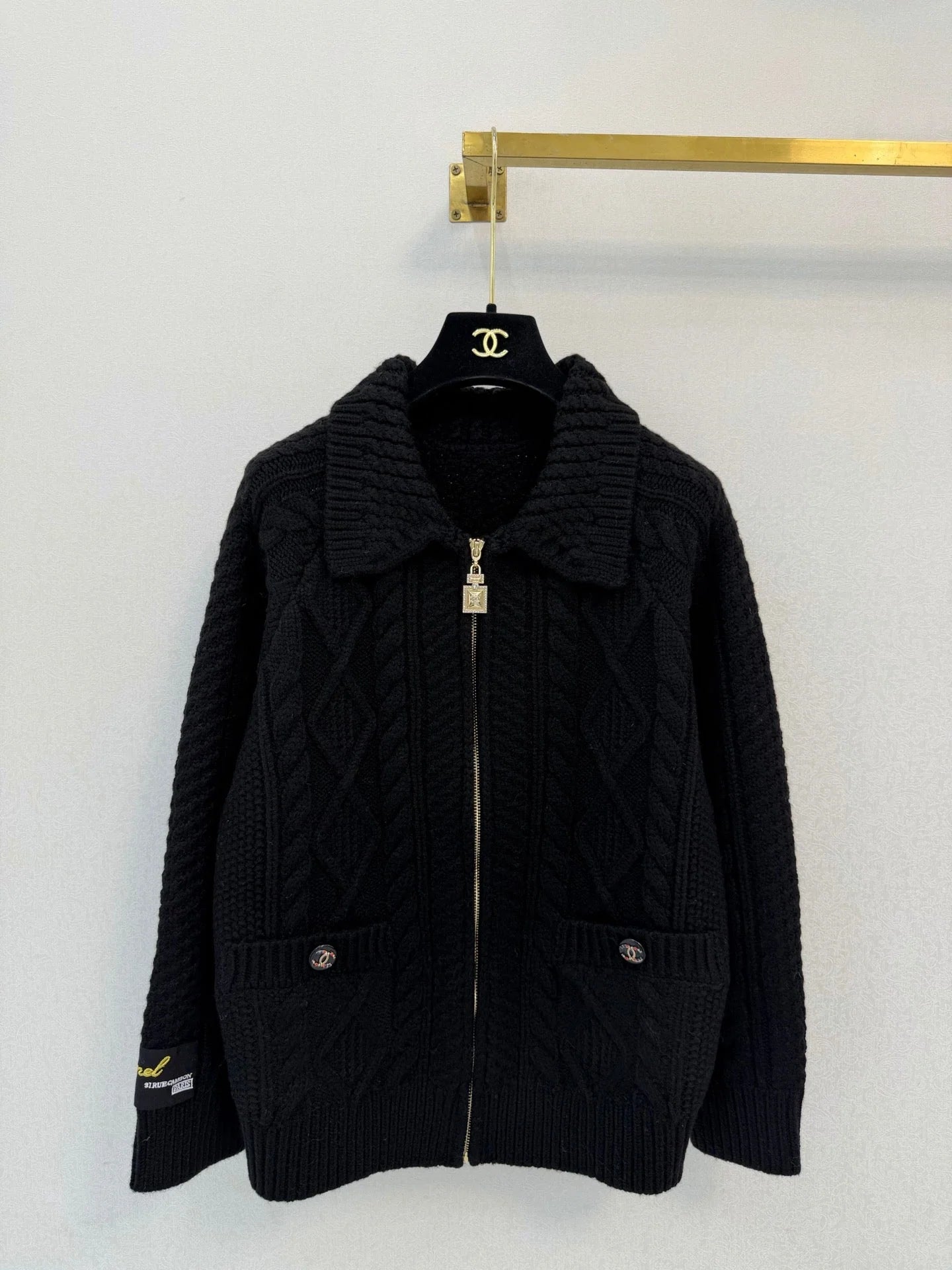 CC 26s Collared Cable Knit Zip Cardigan Wool 450978