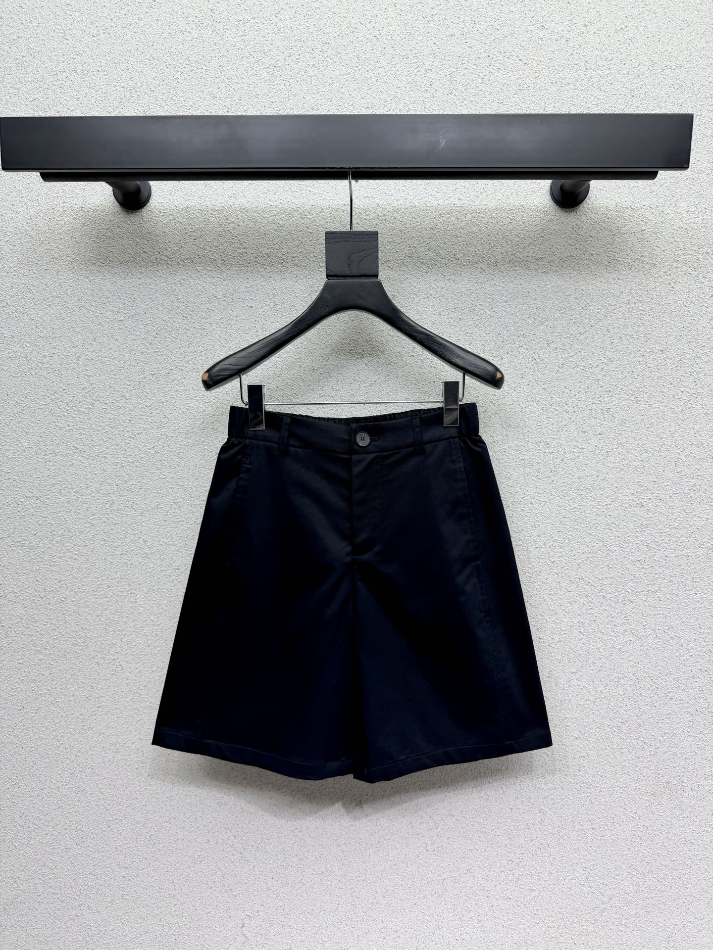 Pra 26s Triangle Logo Five-Point Shorts 393932